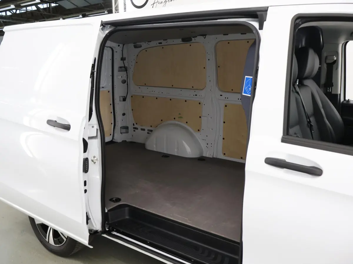 116 CDI | AUT. | L2 | SELECT | AUTOMAAT | NAVIGATIE | CAMERA | MULTI-BEAM LED | ACHTERDEUREN | STOELVERWARMING | KUNST LEDER | TREKHAAK | LICHTMETALEN WIELEN | 270 DEUREN | CERTIFIED