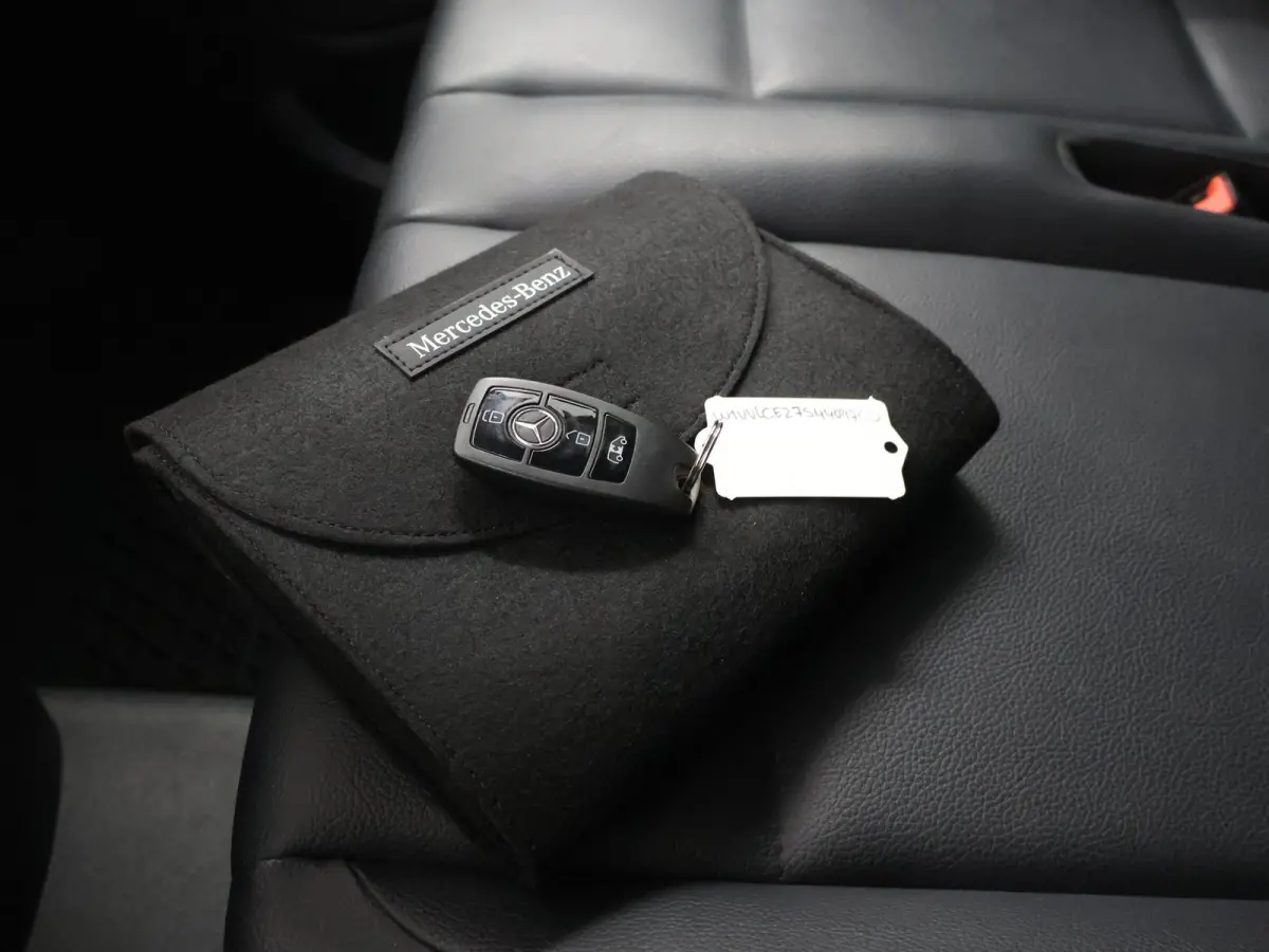 116 CDI | Aut. | XL L3 | Select | NAVIGATIE | CAMERA | MULTI-BEAM LED | ACHTERDEUREN | STOELVERWARMING | KUNST LEDER | TREKHAAK | LICHTMETALEN WIELEN | 270 DEUREN | CERTIFIED