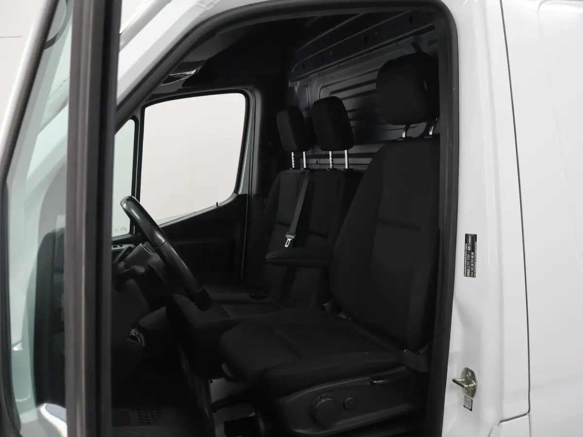 516 CDI L2 H2 | Aut. | Dubbel Lucht | Navigatie | Parkeercamera| Airco | Keyless Go | 3-zits | Laadruimte-pakket |