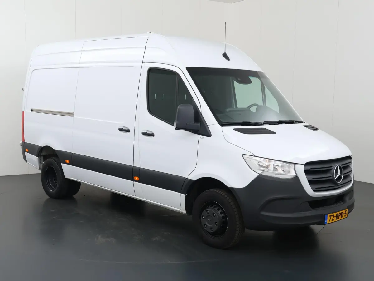 516 CDI L2 H2 | Aut. | Dubbel Lucht | Navigatie | Parkeercamera| Airco | Keyless Go | 3-zits | Laadruimte-pakket |