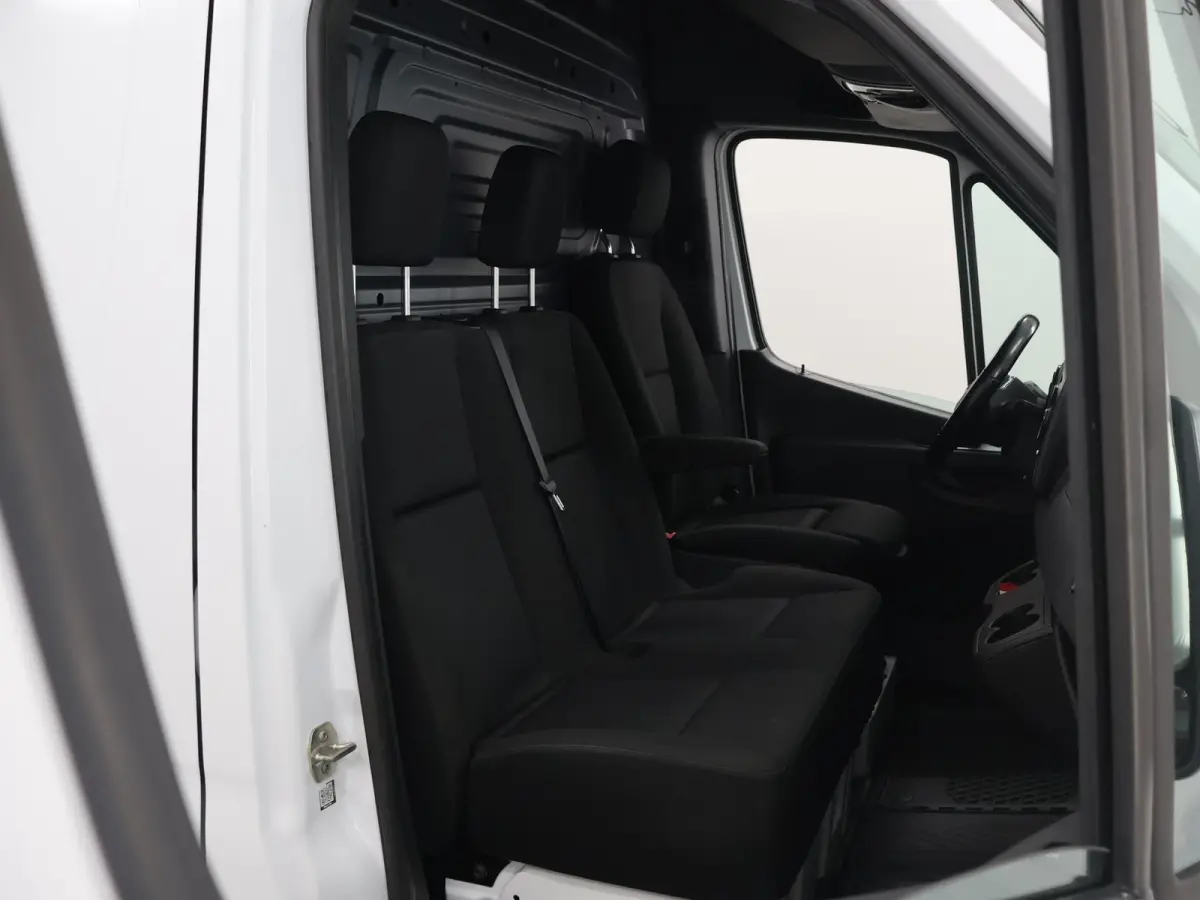 516 CDI L2 H2 | Aut. | Dubbel Lucht | Navigatie | Parkeercamera| Airco | Keyless Go | 3-zits | Laadruimte-pakket |
