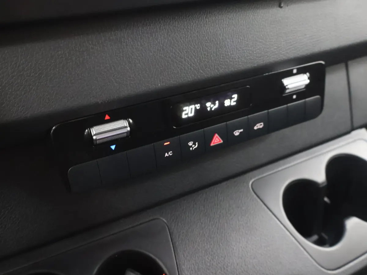 516 CDI L2 H2 | Aut. | Dubbel Lucht | Navigatie | Parkeercamera| Airco | Keyless Go | 3-zits | Laadruimte-pakket |