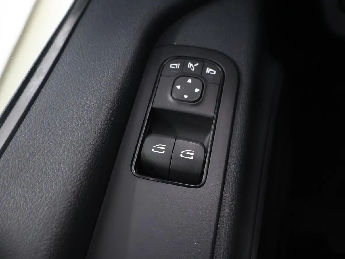 516 CDI L2 H2 | Aut. | Dubbel Lucht | Navigatie | Parkeercamera| Airco | Keyless Go | 3-zits | Laadruimte-pakket |
