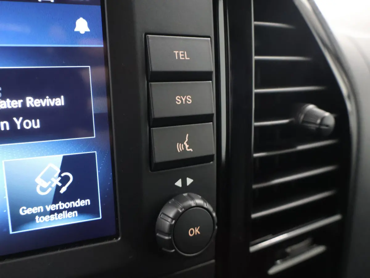 119 CDI | Aut. | Lang L2 | 4X4 | Lederen Bekleding | Parkeercamera | 2-zits | LED Koplampen | Cruise Control | LM Velgen | Inrichting | Stoelverwarming | Certified