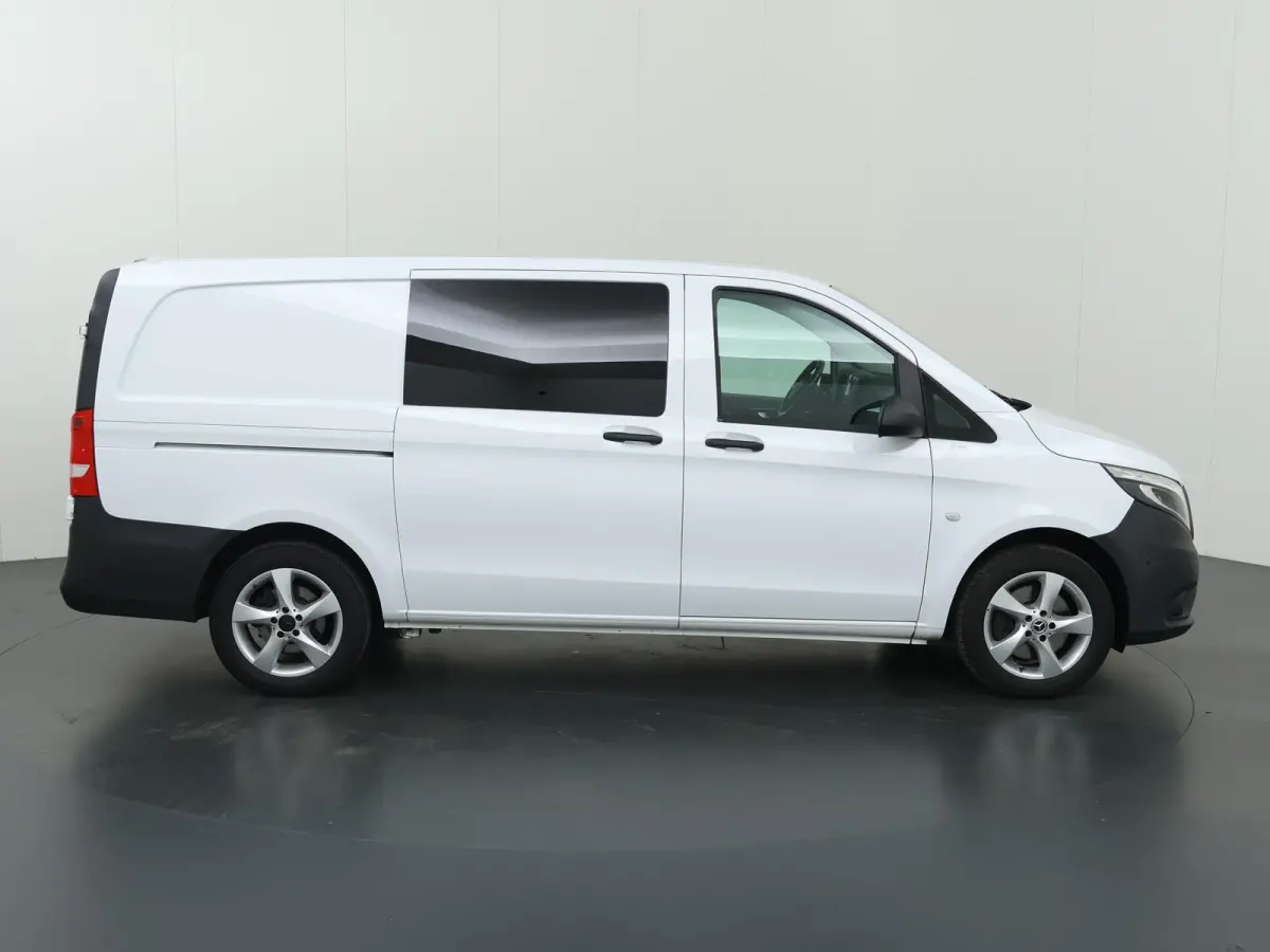 119 CDI | Aut. | Lang L2 | 4X4 | Lederen Bekleding | Parkeercamera | 2-zits | LED Koplampen | Cruise Control | LM Velgen | Inrichting | Stoelverwarming | Certified