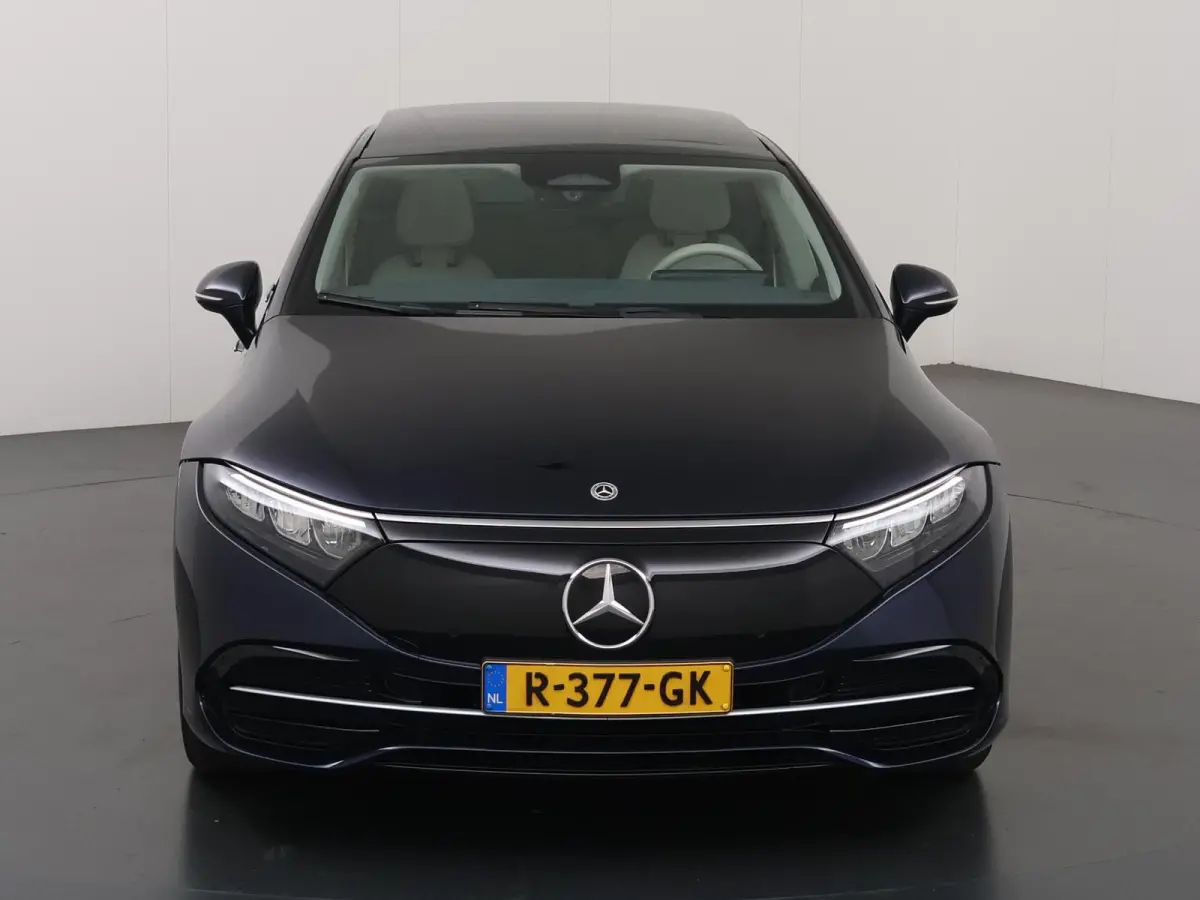 350 Business Line 90 kWh | Trekhaak | Memory | Panoramadak | Keyless | 19" lichtmetalen velgen |