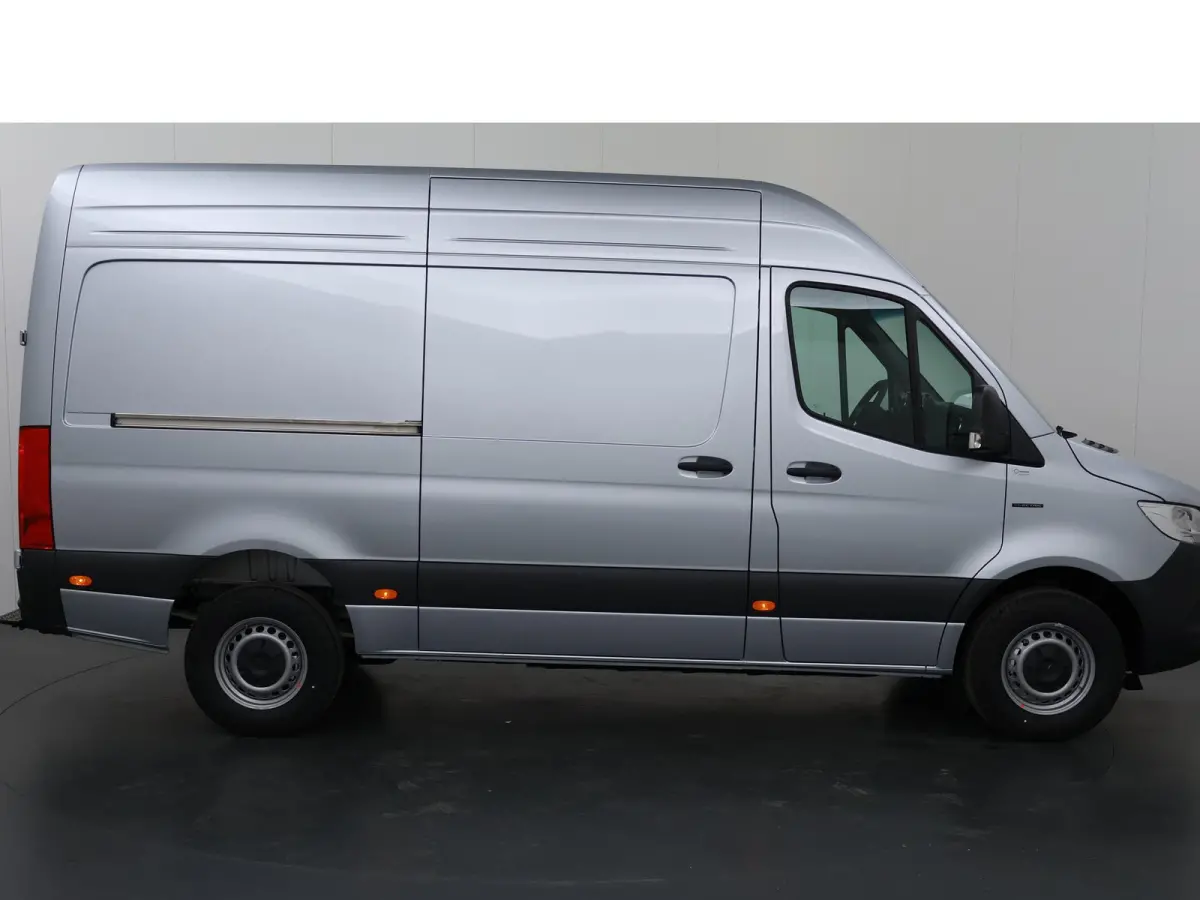 314 L2 H2 PRO | 81 kWh | 100% elektrisch | 2000kg Trekhaak | 115Kw/u DC Snelladen | Smartphone integratie pakket | Carplay | Camera | Comfort bestuurdersstoel |