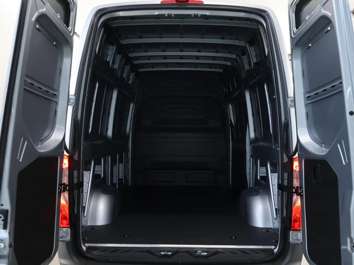 314 L2 H2 PRO | 81 kWh | 100% elektrisch | 2000kg Trekhaak | 115Kw/u DC Snelladen | Smartphone integratie pakket | Carplay | Camera | Comfort bestuurdersstoel |