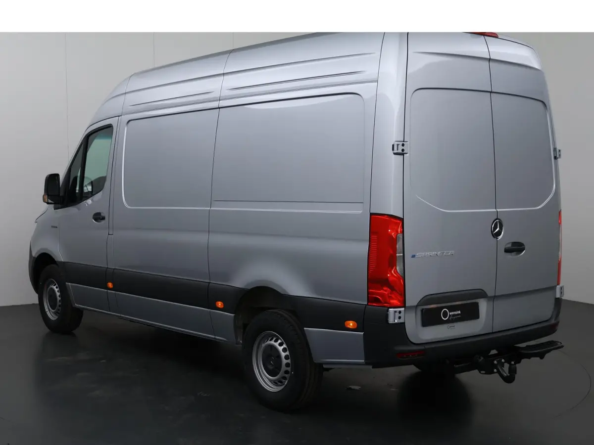 314 L2 H2 PRO | 81 kWh | 100% elektrisch | 2000kg Trekhaak | 115Kw/u DC Snelladen | Smartphone integratie pakket | Carplay | Camera | Comfort bestuurdersstoel |