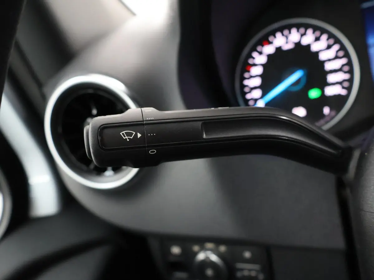 314 L2 H2 PRO | 81 kWh | 100% elektrisch | 2000kg Trekhaak | 115Kw/u DC Snelladen | Smartphone integratie pakket | Carplay | Camera | Comfort bestuurdersstoel |
