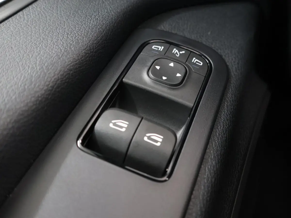 314 L2 H2 PRO | 81 kWh | 100% elektrisch | 2000kg Trekhaak | 115Kw/u DC Snelladen | Smartphone integratie pakket | Carplay | Camera | Comfort bestuurdersstoel |