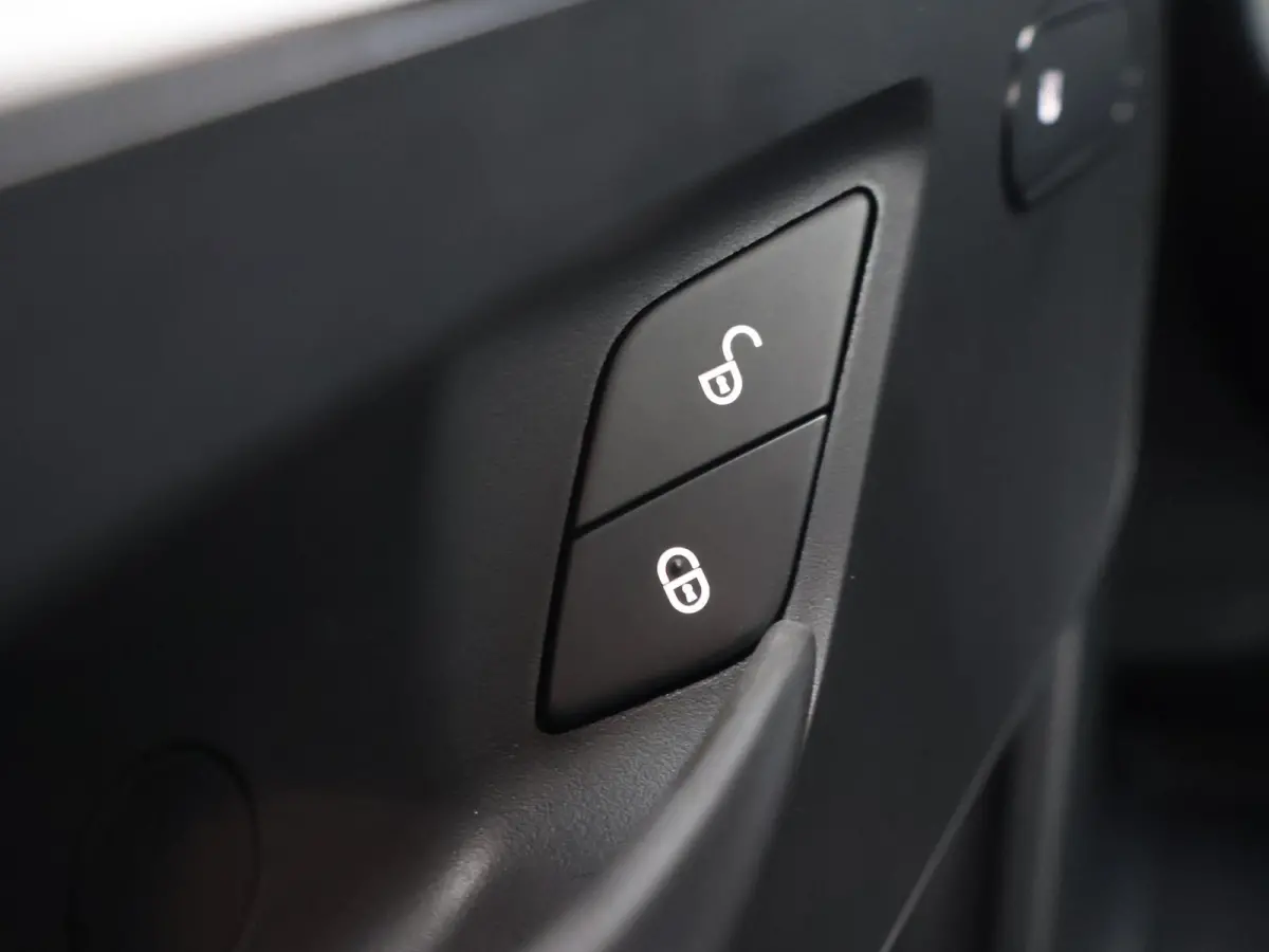 314 L2 H2 PRO | 81 kWh | 100% elektrisch | 2000kg Trekhaak | 115Kw/u DC Snelladen | Smartphone integratie pakket | Carplay | Camera | Comfort bestuurdersstoel |