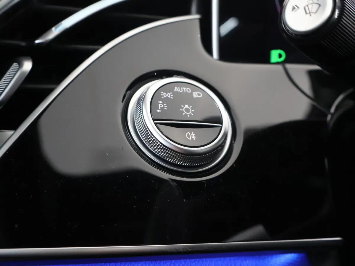300e Sport Edition | AMG | Panoramadak | Rijassistentiepakket | Hyperscreen | Premium pakket  | Keyless | DIGITAL Light | Trekhaak