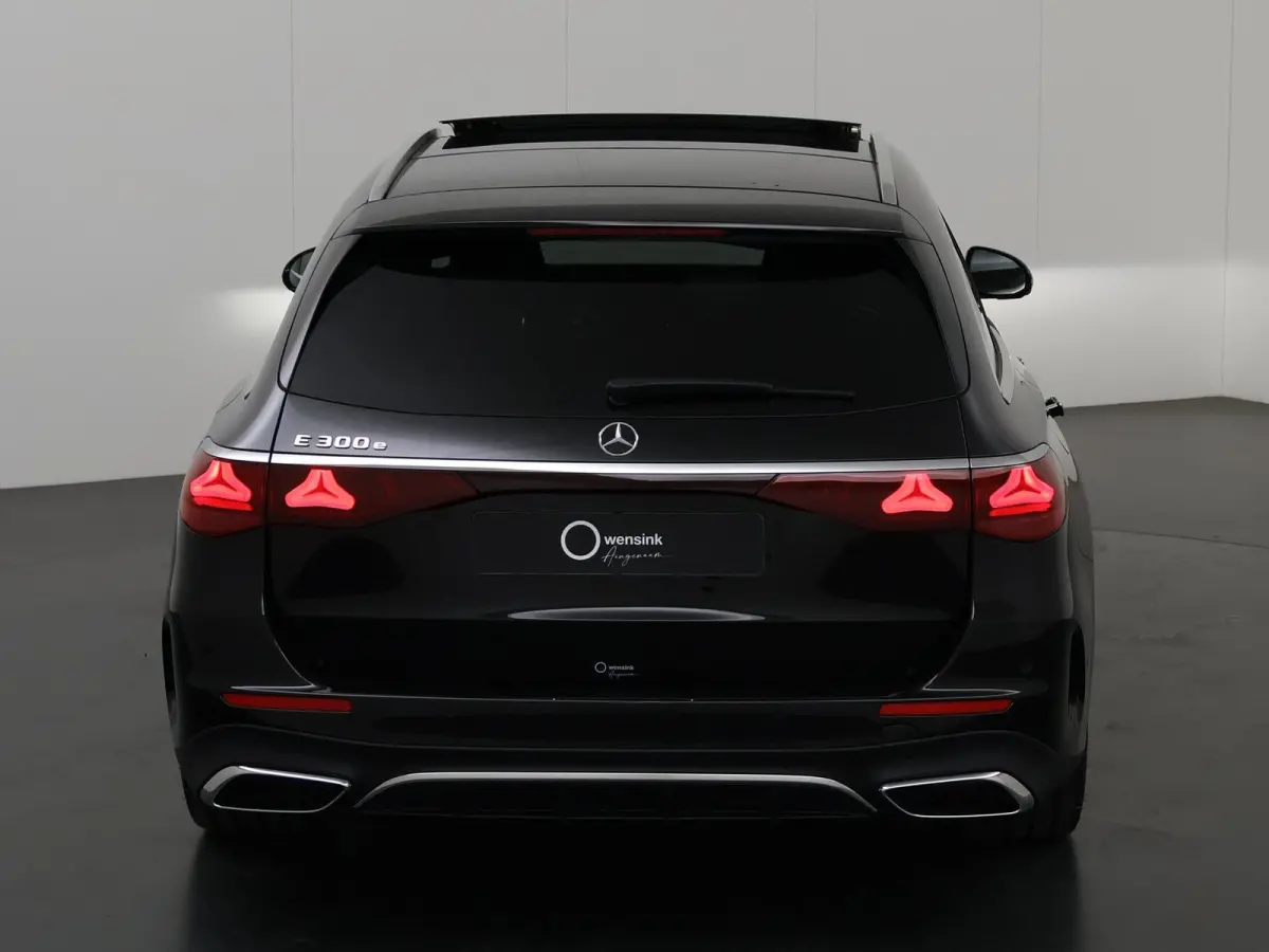 300e Sport Edition | AMG | Panoramadak | Rijassistentiepakket | Hyperscreen | Premium pakket  | Keyless | DIGITAL Light | Trekhaak