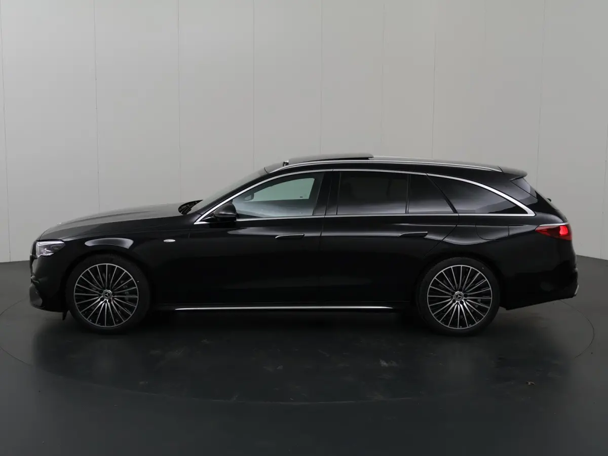 300e Sport Edition | AMG | Panoramadak | Rijassistentiepakket | Hyperscreen | Premium pakket  | Keyless | DIGITAL Light | Trekhaak