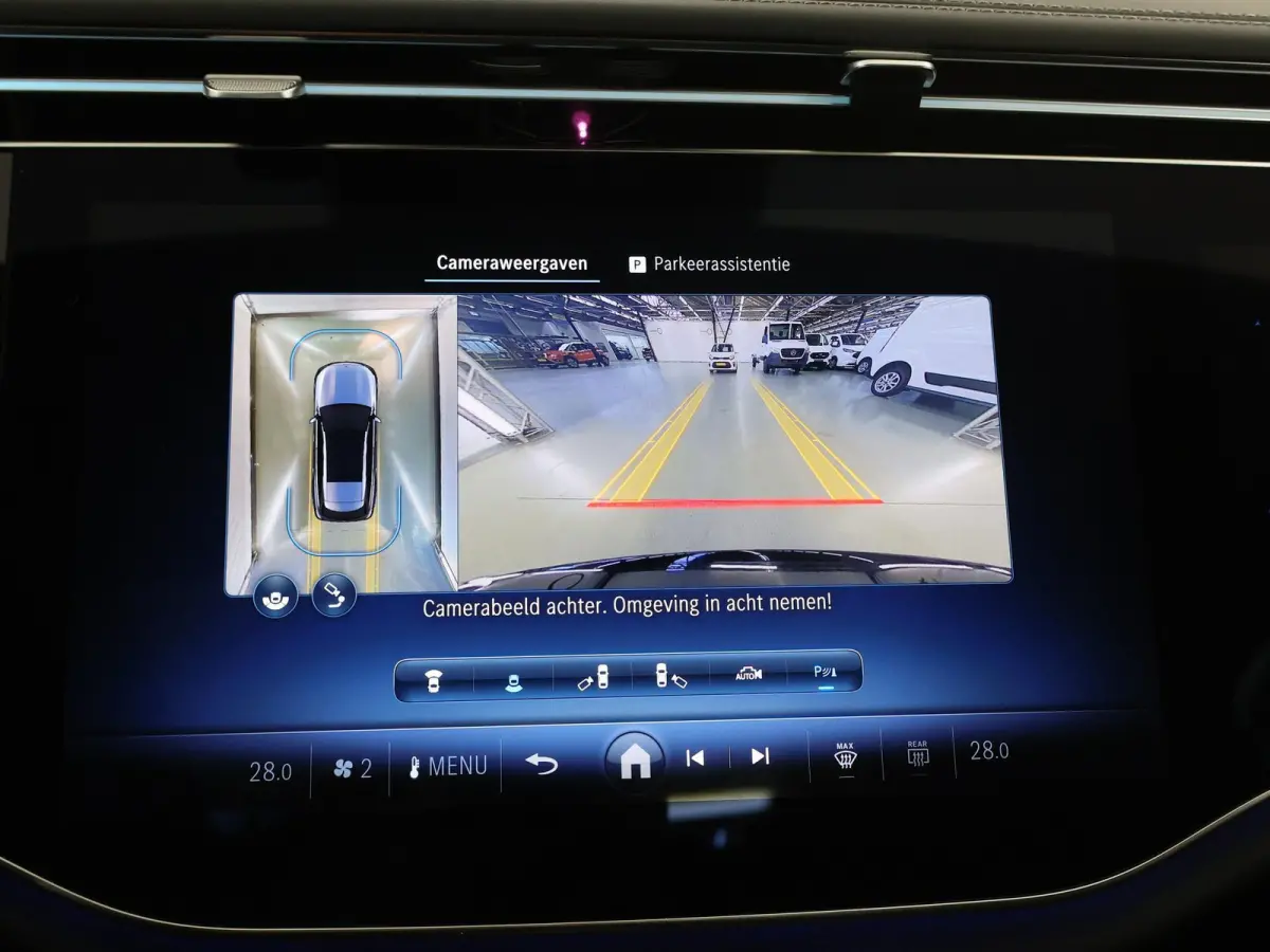 300e Sport Edition | AMG | Panoramadak | Rijassistentiepakket | Hyperscreen | Premium pakket  | Keyless | DIGITAL Light | Trekhaak