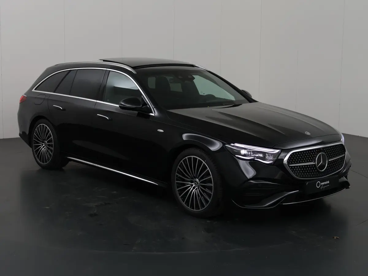 300e Sport Edition | AMG | Panoramadak | Rijassistentiepakket | Hyperscreen | Premium pakket  | Keyless | DIGITAL Light | Trekhaak