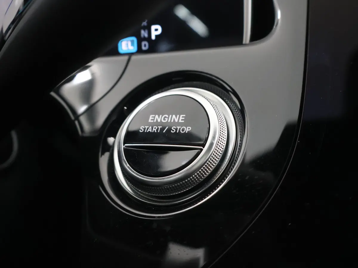 300e Sport Edition | AMG | Panoramadak | Rijassistentiepakket | Hyperscreen | Premium pakket  | Keyless | DIGITAL Light | Trekhaak
