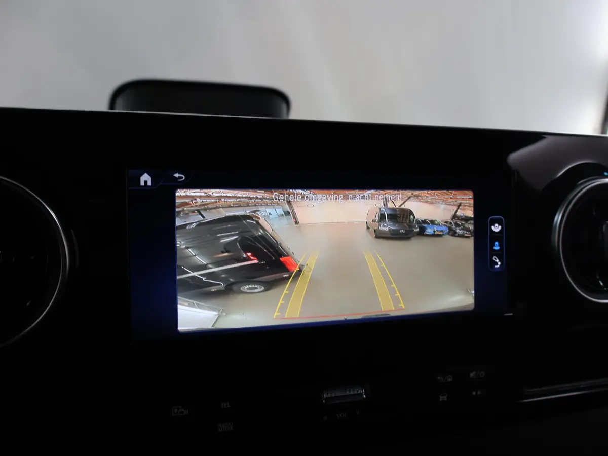314 L2 H2 RWD PRO 81kWh | Comfortbestuurdersstoel | Trekhaak | Smartphone integratie pakket | 115 kW Snelladen | Achteruitrijcamera | Standkachel |