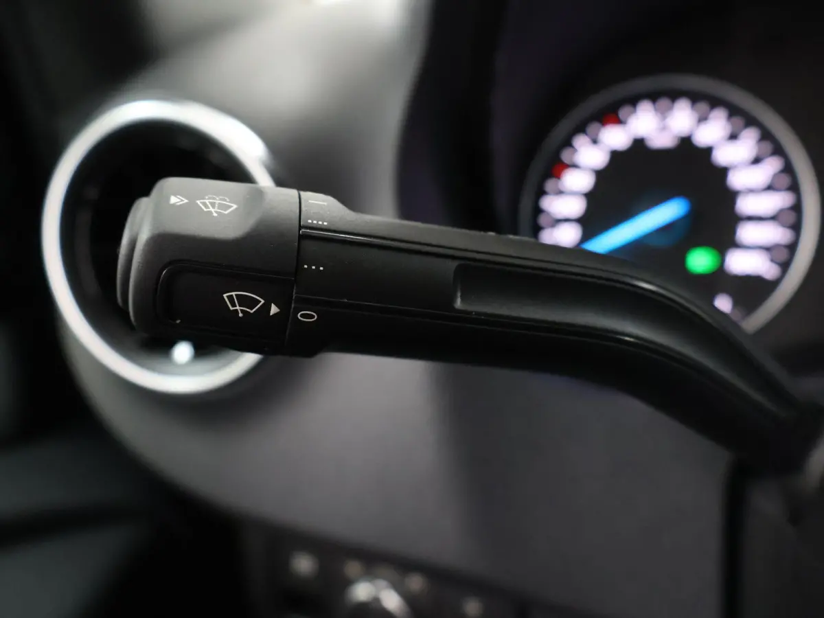 314 L2 H2 RWD PRO 81kWh | Comfortbestuurdersstoel | Trekhaak | Smartphone integratie pakket | 115 kW Snelladen | Achteruitrijcamera | Standkachel |