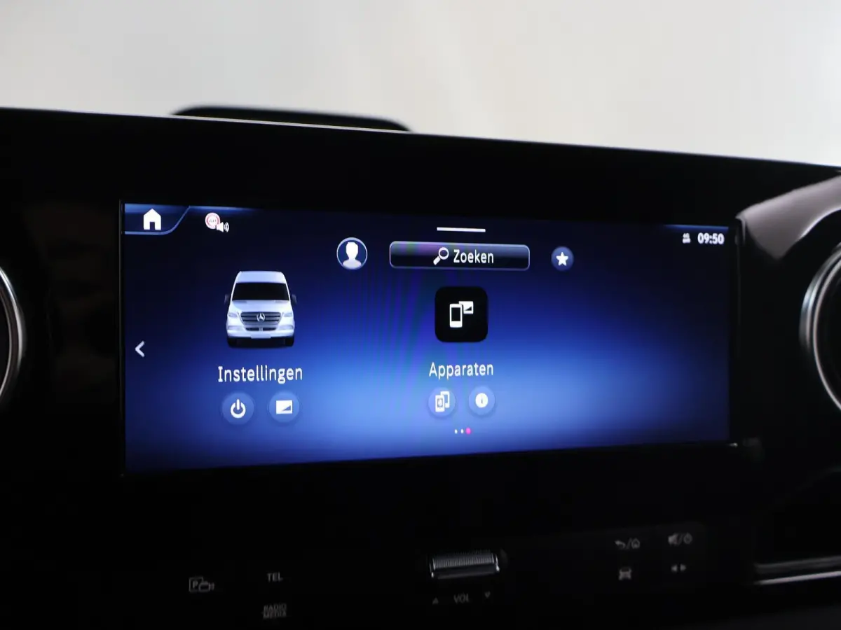 314 L2 H2 RWD PRO 81kWh | Comfortbestuurdersstoel | Trekhaak | Smartphone integratie pakket | 115 kW Snelladen | Achteruitrijcamera | Standkachel |
