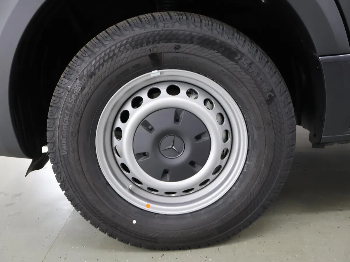 314 L2 H2 RWD PRO 81kWh | Comfortbestuurdersstoel | Trekhaak | Smartphone integratie pakket | 115 kW Snelladen | Achteruitrijcamera | Standkachel |