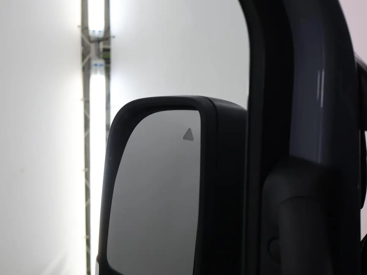 317 CDI | Aut. | L2 H2 | Pro | | Achteruitrijcamera | Verwarmde Comfortstoel Bestuurder met Bijrijdersbank | Airco | Apple Carplay/Android Auto | 3500 KG AHW Voorbereiding | Certified |