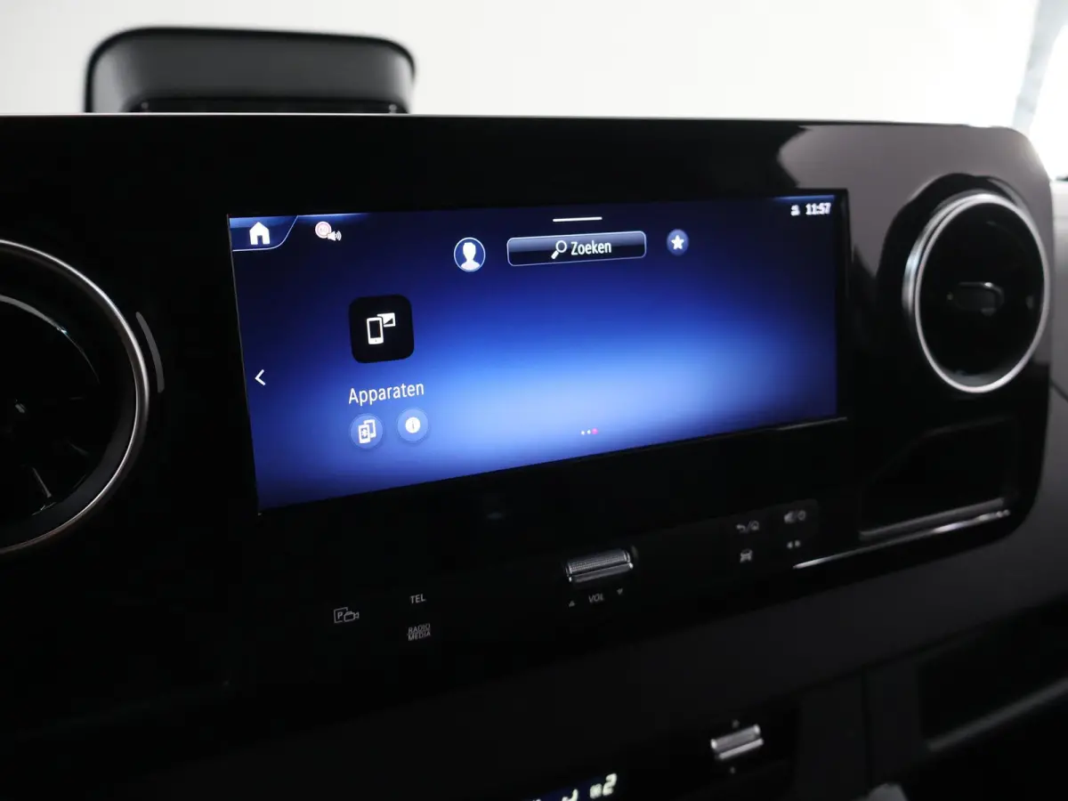 317 CDI | Aut. | L2 H2 | Pro | | Achteruitrijcamera | Verwarmde Comfortstoel Bestuurder met Bijrijdersbank | Airco | Apple Carplay/Android Auto | 3500 KG AHW Voorbereiding | Certified |
