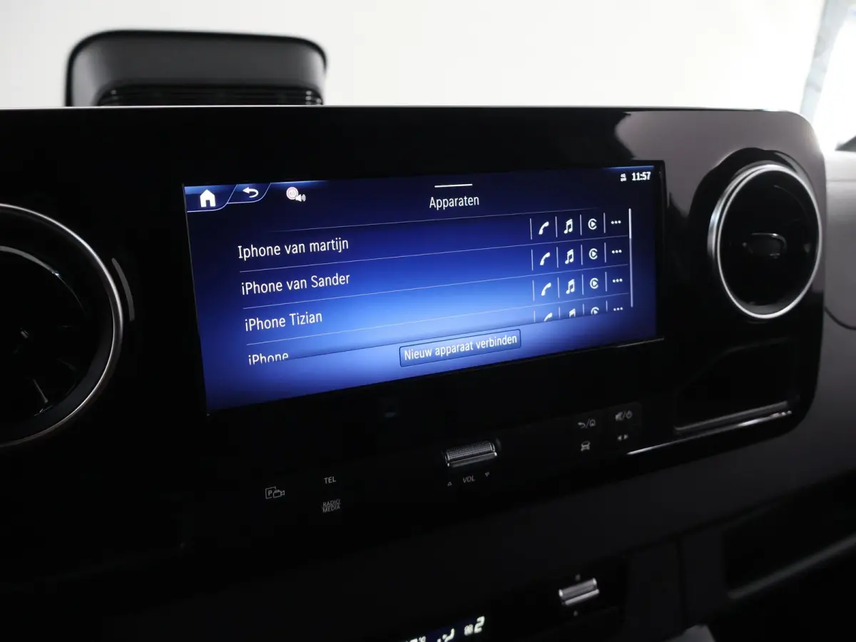 317 CDI | Aut. | L2 H2 | Pro | | Achteruitrijcamera | Verwarmde Comfortstoel Bestuurder met Bijrijdersbank | Airco | Apple Carplay/Android Auto | 3500 KG AHW Voorbereiding | Certified |