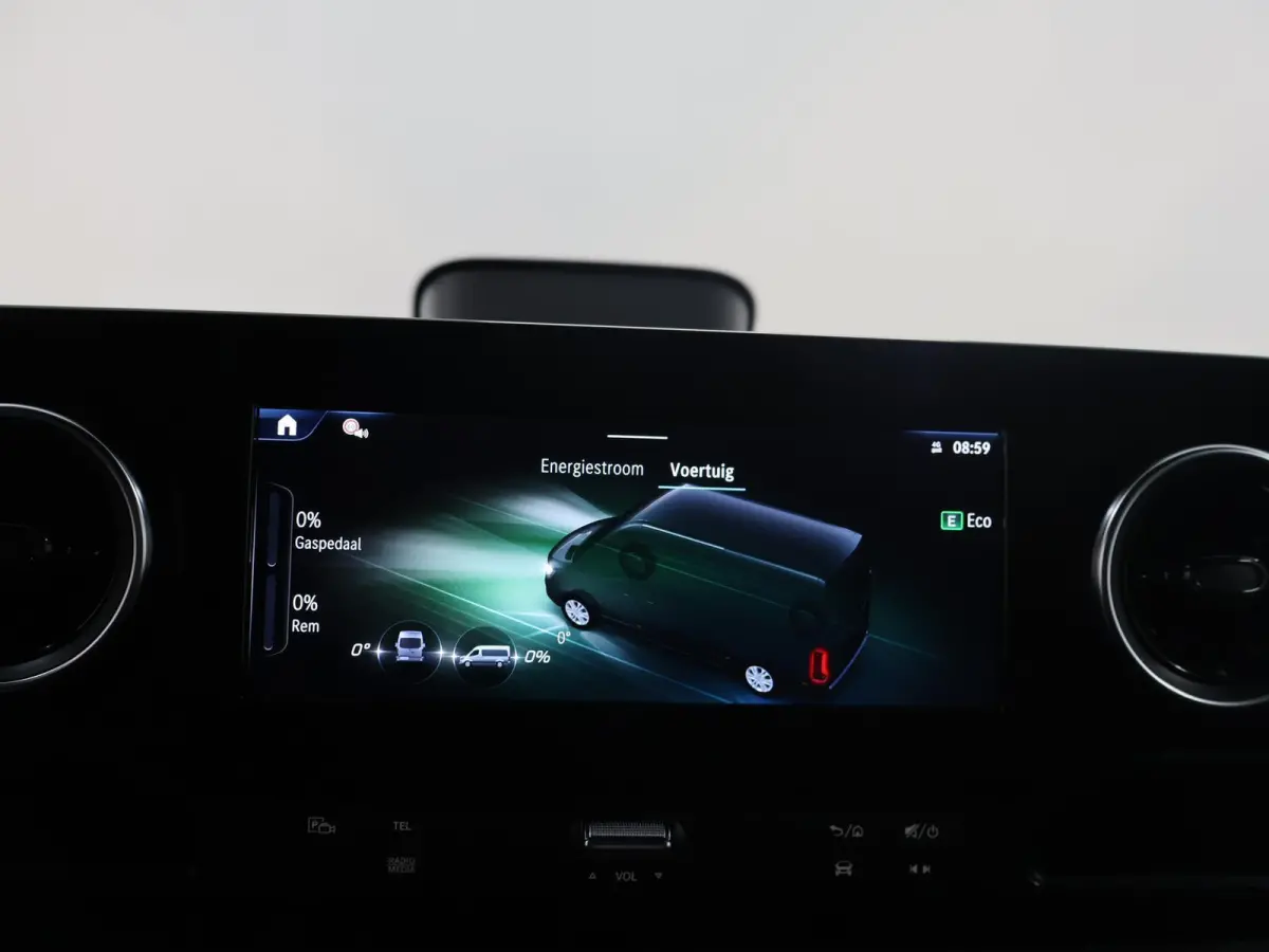 414 L2 H2 RWD PRO 81kWh | Trekhaak | Smartphone integratie pakket | 115 kW Snelladen | Achteruitrijcamera | Standkachel | Stoelverwarming |