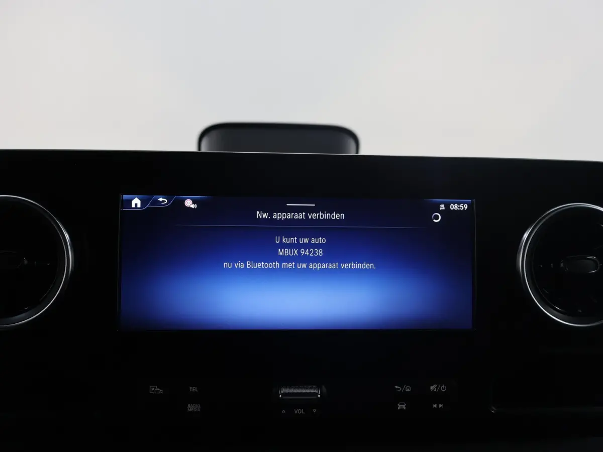 414 L2 H2 RWD PRO 81kWh | Trekhaak | Smartphone integratie pakket | 115 kW Snelladen | Achteruitrijcamera | Standkachel | Stoelverwarming |