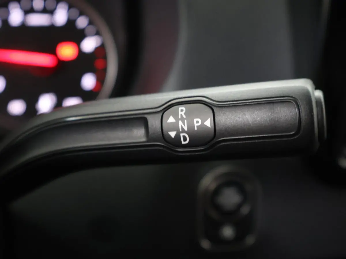315 CDI | L2 H2 | RWD | Aut. | PRO | BPM VRIJ! | ACHTERUITRIJCAMERA | 3500 KG AHW | DODEHOEKASSISTENT | AIRCO | CRUISE | CARPLAY | ANDROID AUTO | METALLIC | 3-ZITS | MBUX SYSTEEM GROOT