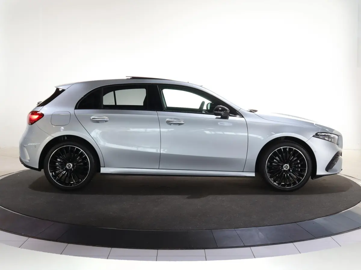 250e Business Solution AMG | Panoramaschuifdak | Premium Plus | 19”AMG-velgen | Head-up display | Dodehoekassistent |