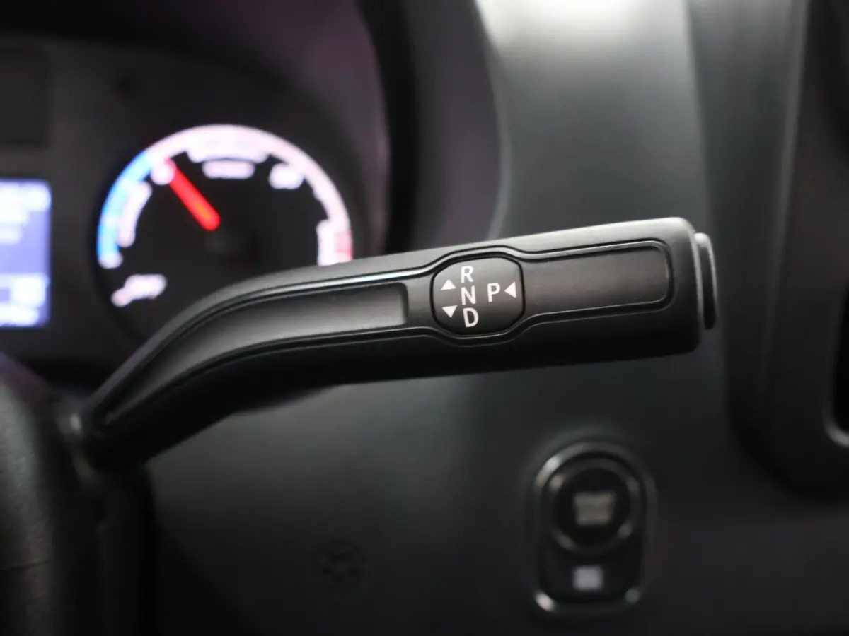 414 L2 H2 RWD PRO 81kWh | Trekhaak | Smartphone integratie pakket | 115 kW Snelladen | Achteruitrijcamera | Standkachel | Stoelverwarming |