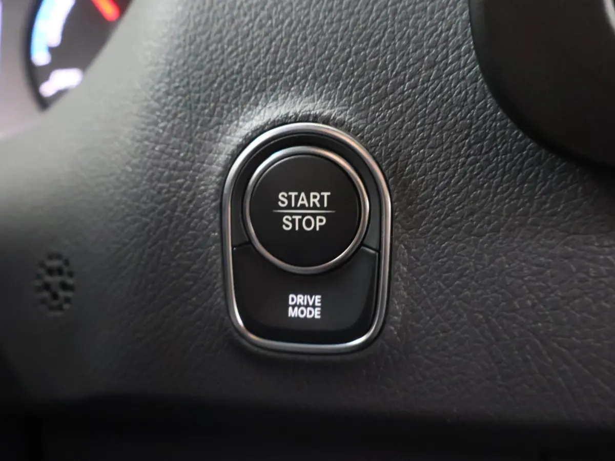 414 L2 H2 RWD PRO 81kWh | Trekhaak | Smartphone integratie pakket | 115 kW Snelladen | Achteruitrijcamera | Standkachel | Stoelverwarming |