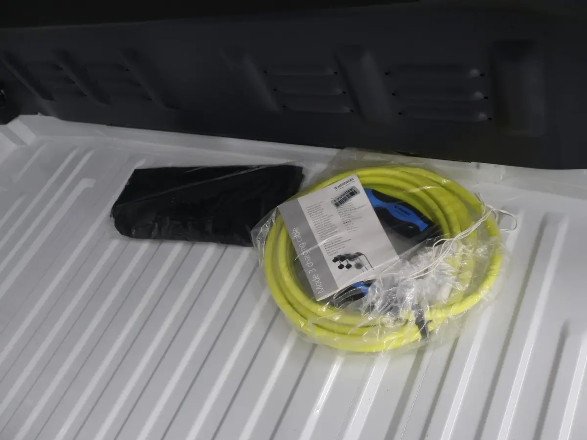 414 L2 H2 RWD PRO 81kWh | Trekhaak | Smartphone integratie pakket | 115 kW Snelladen | Achteruitrijcamera | Standkachel | Stoelverwarming |