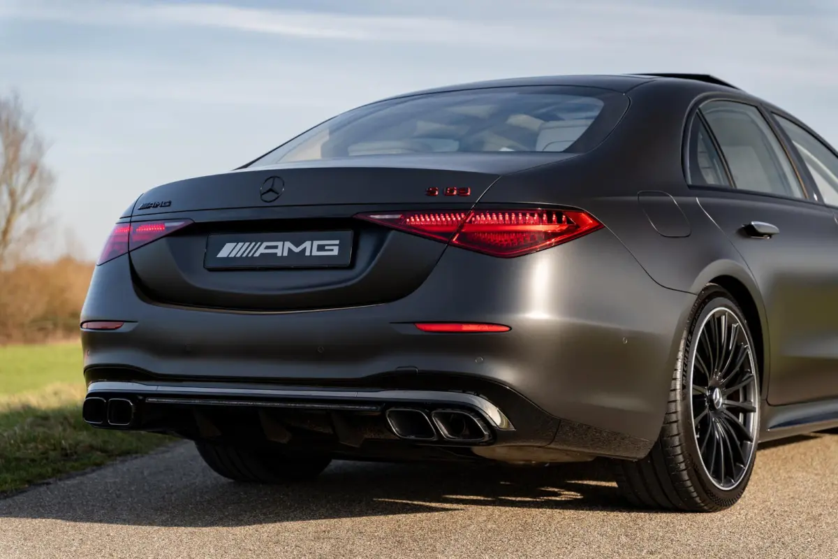 AMG 63 S E Performance | Keramisch | Designo lak magno | Drivers pack | Entertainment systeem |