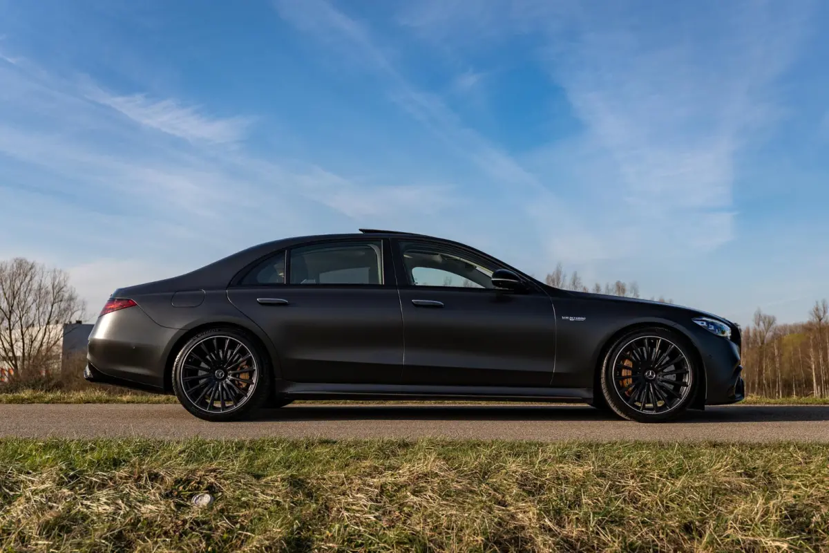 AMG 63 S E Performance | Keramisch | Designo lak magno | Drivers pack | Entertainment systeem |