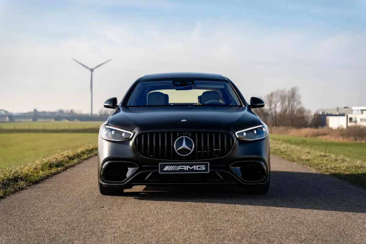 AMG 63 S E Performance | Keramisch | Designo lak magno | Drivers pack | Entertainment systeem |