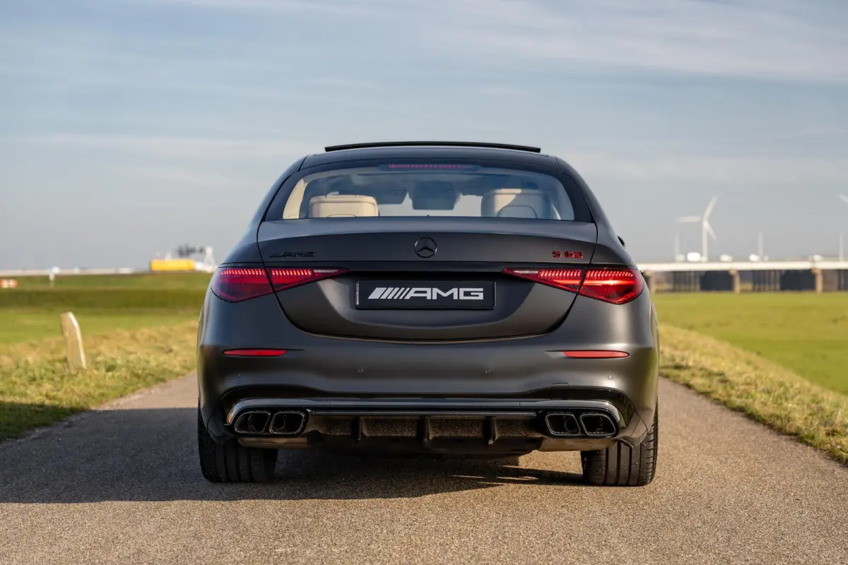 AMG 63 S E Performance | Keramisch | Designo lak magno | Drivers pack | Entertainment systeem |