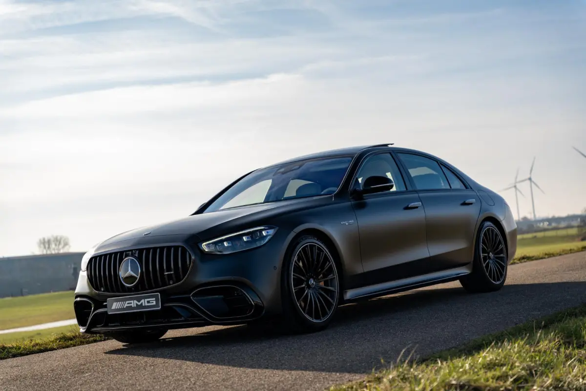 AMG 63 S E Performance | Keramisch | Designo lak magno | Drivers pack | Entertainment systeem |