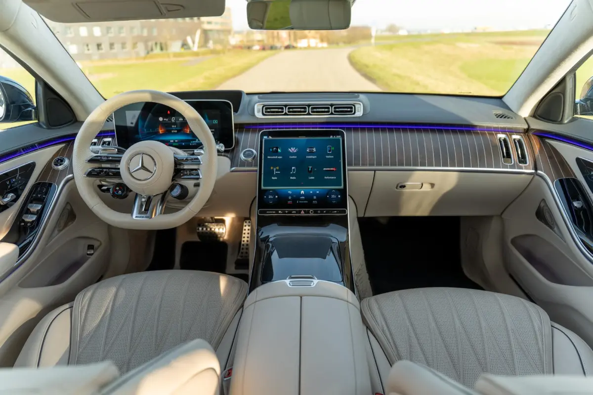 AMG 63 S E Performance | Keramisch | Designo lak magno | Drivers pack | Entertainment systeem |