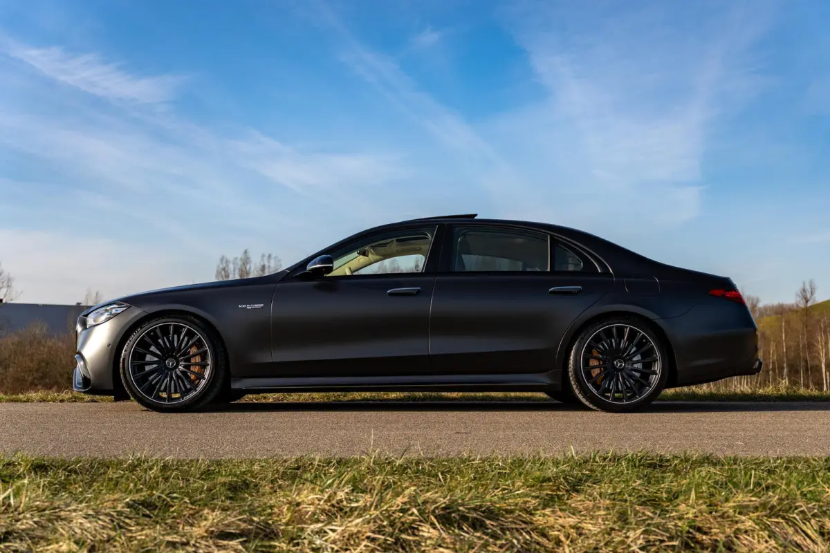 AMG 63 S E Performance | Keramisch | Designo lak magno | Drivers pack | Entertainment systeem |