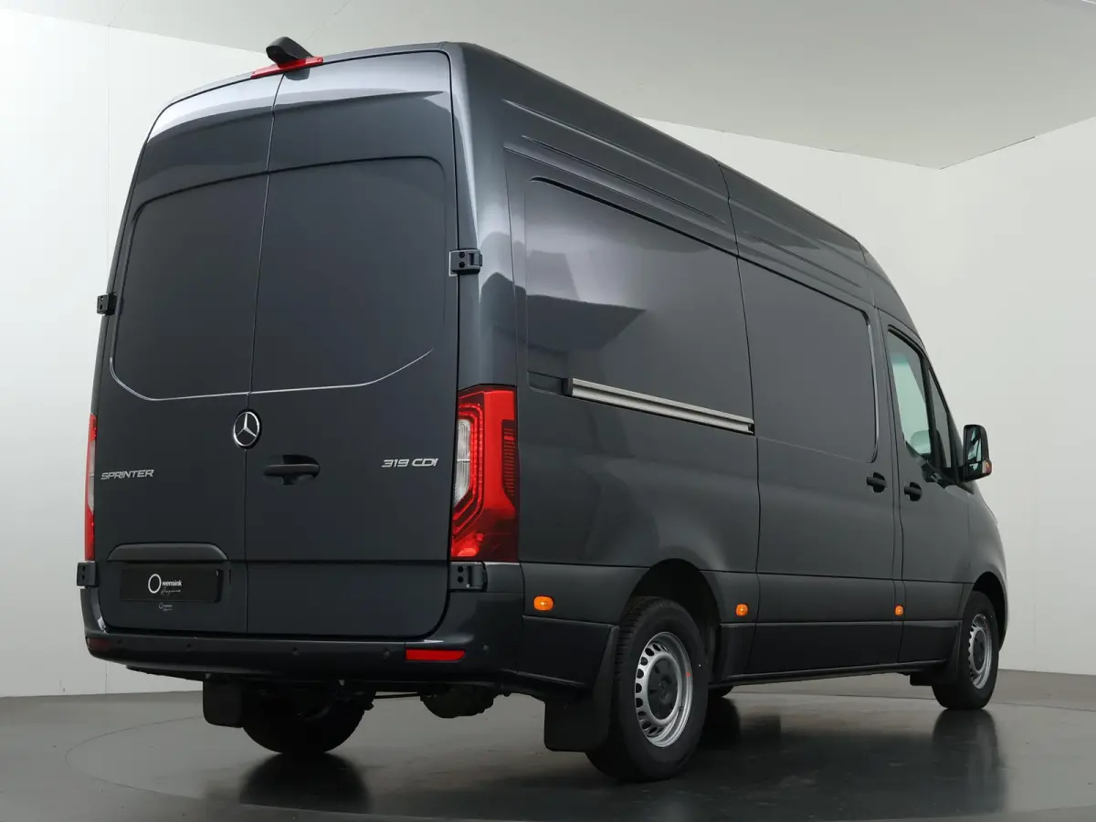 319 CDI L2 H2 Select | Winterpakket | Trekgewicht 3500 kg | Adaptieve Cruise Distronic | LED koplampen | Achteruitrijcamera | Smartphone integratie pakket |