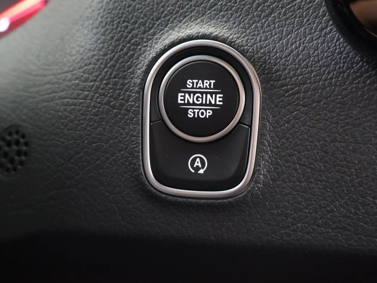 311 | AUT. | L2 H1 | RWD | PRO | Airco | Cruise Control | Park Assist | Parkeercamera | Lane-Assist | Comfort-bestuurdersstoel | Zijruiten | Achterruiten | DUBBELE CABINE INBOUW MOGELIJK |