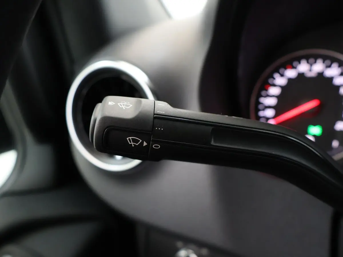 311 | AUT. | L2 H1 | RWD | PRO | Airco | Cruise Control | Park Assist | Parkeercamera | Lane-Assist | Comfort-bestuurdersstoel | Zijruiten | Achterruiten | DUBBELE CABINE INBOUW MOGELIJK |