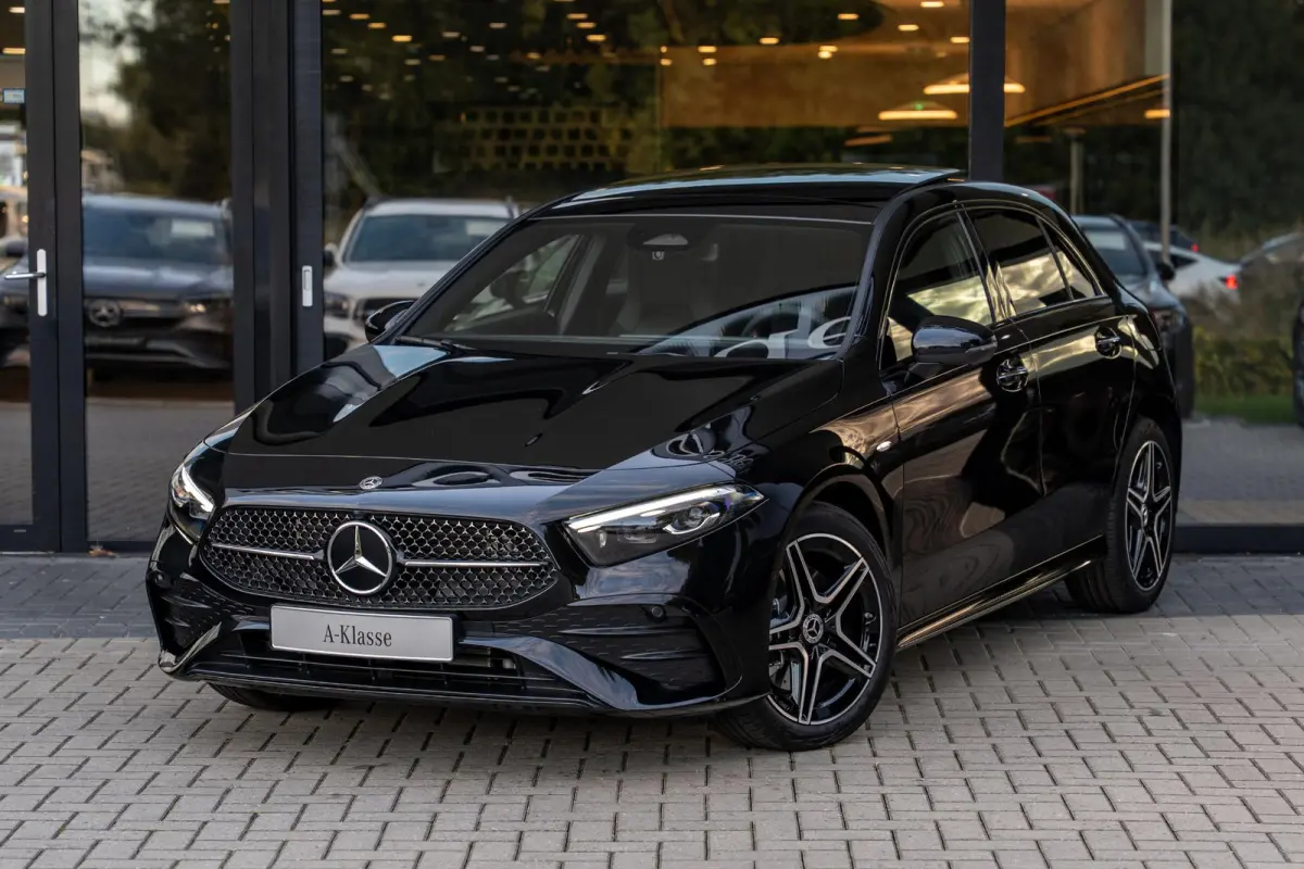 250e Business Solution AMG | Panoramaschuifdak  | Night pakket | Achteruitrijcamera | Stoelverwarming | MULTIBEAM LED |