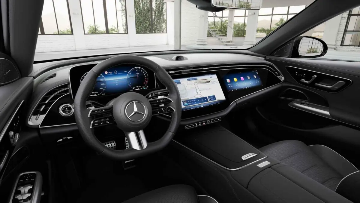 300e Sport Edition | Premium-pakket | Nightpakket | Dodehoekassistent | 360° camera | Stoel ventilatie voor |