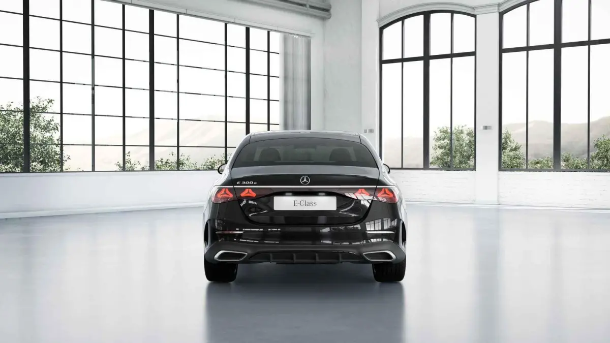 300e Sport Edition | Premium-pakket | Nightpakket | Dodehoekassistent | 360° camera | Stoel ventilatie voor |