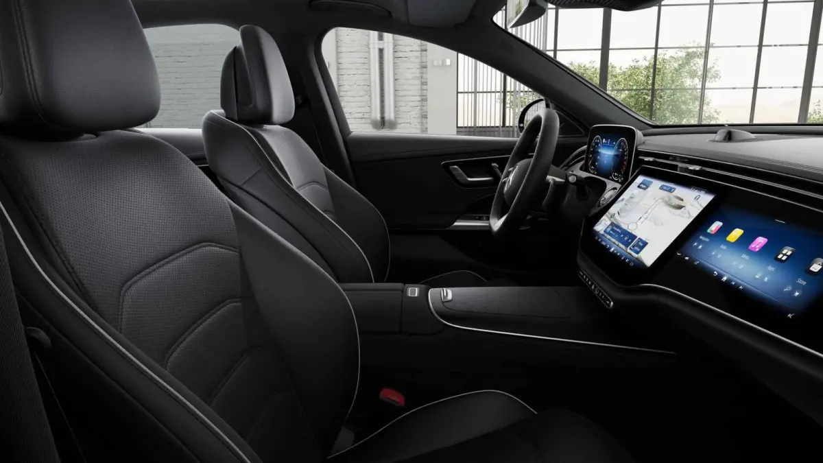300e Sport Edition | Premium-pakket | Nightpakket | Dodehoekassistent | 360° camera | Stoel ventilatie voor |